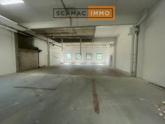 Flex in Villebon-sur-Yvette for lease Interior Photo- Image 1 of 10