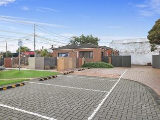 More details for 68-70 Pakington St, Geelong West - Office for Sale