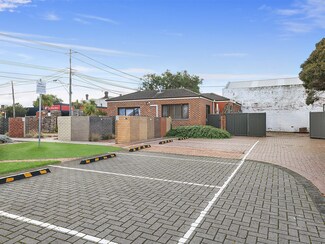 More details for 68-70 Pakington St, Geelong West - Office for Sale