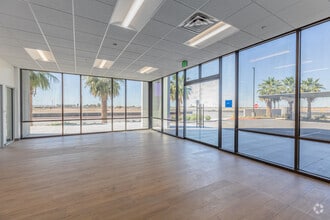 1749 Gateway Rd, Calexico, CA for lease Interior Photo- Image 1 of 3