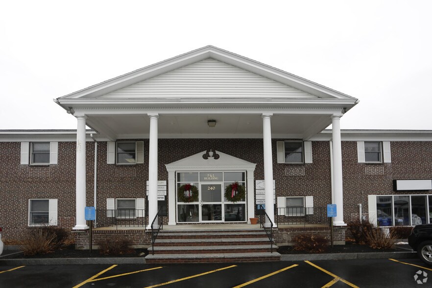 236-240 Pleasant St, Methuen, MA à louer - Photo du bâtiment - Image 3 de 3