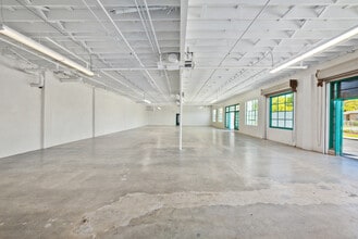 2440 S Sepulveda Blvd, Los Angeles, CA à louer Photo intérieure- Image 2 de 9