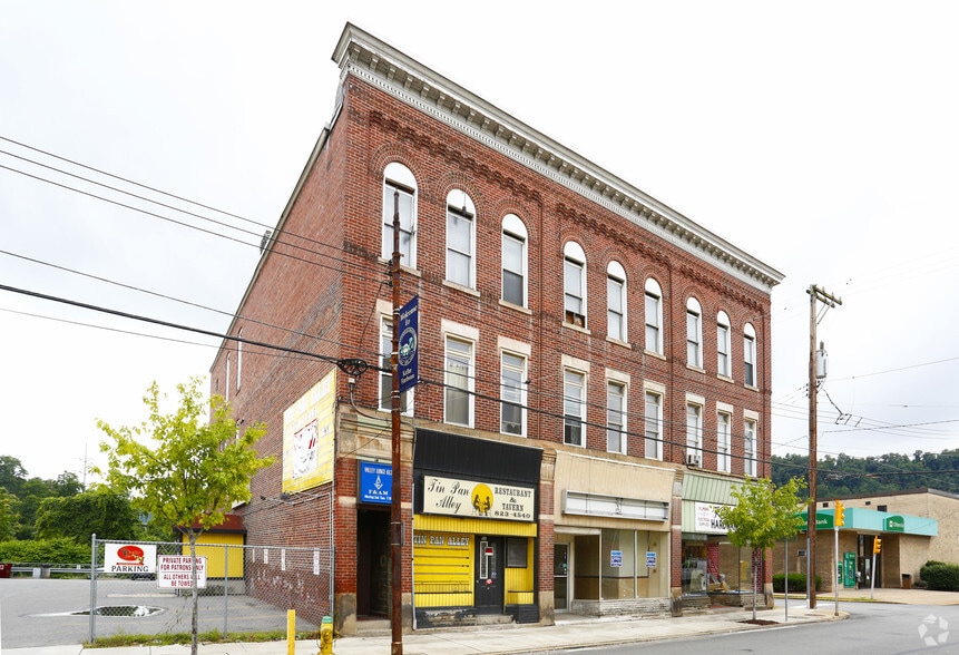 900-904 Penn Ave, Turtle Creek, PA à louer - Photo principale - Image 1 de 3