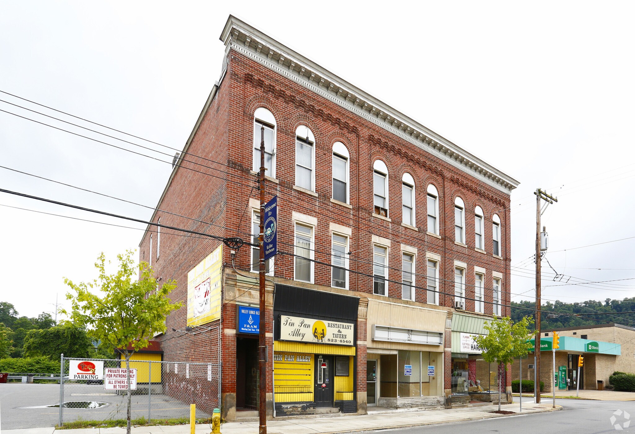 900-904 Penn Ave, Turtle Creek, PA à louer Photo principale- Image 1 de 4