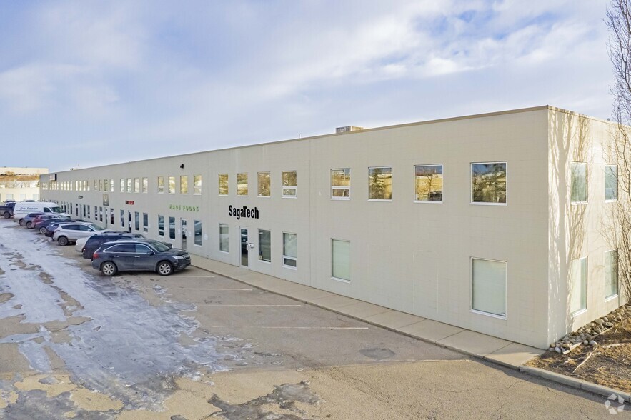 1515 Highfield Cres SE, Calgary, AB for lease - Building Photo - Image 1 of 3