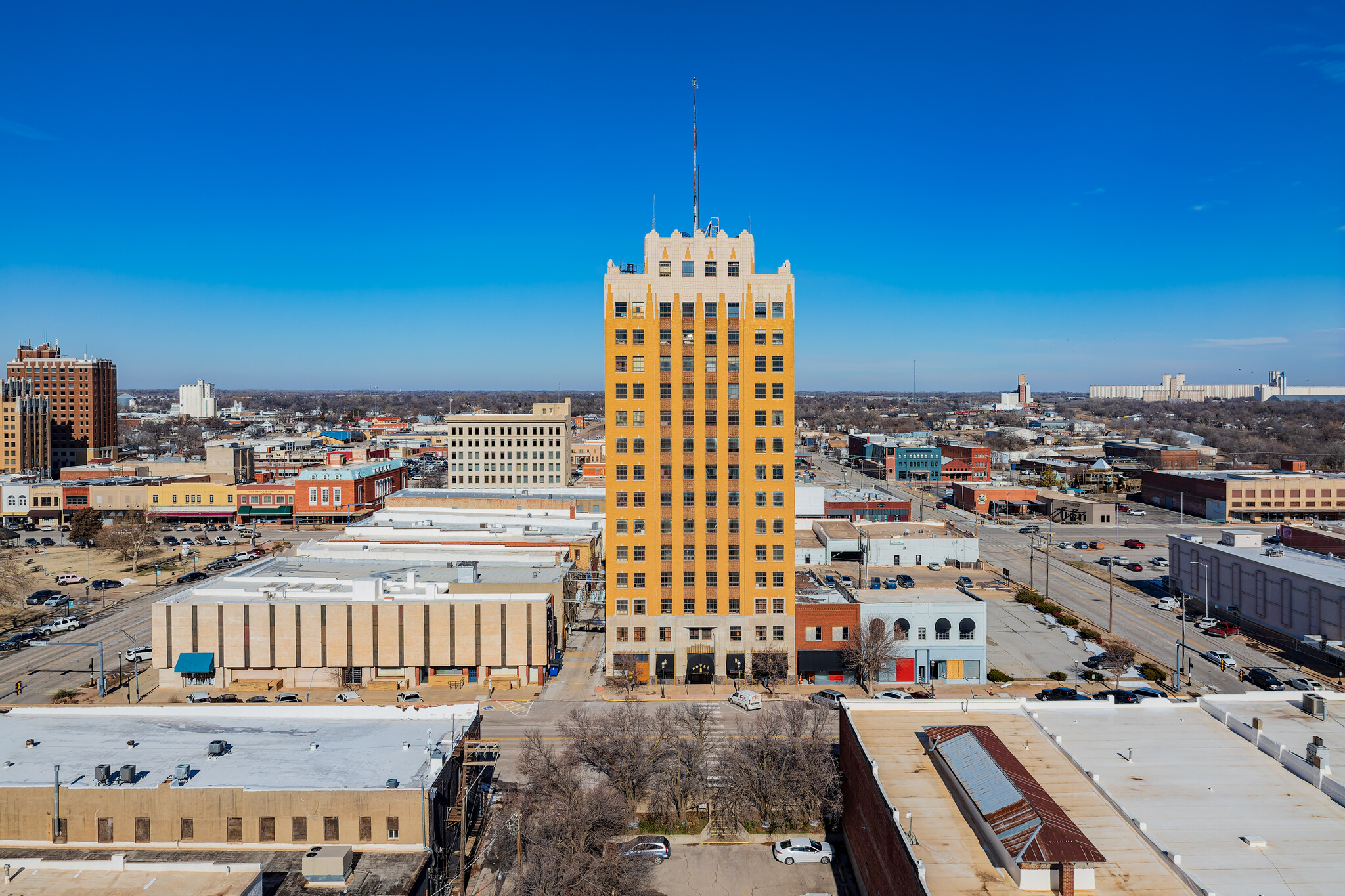 114 E Broadway Ave, Enid, OK for sale Building Photo- Image 1 of 1