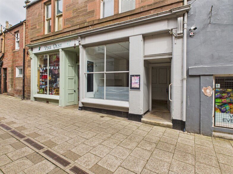 19 Roods, Kirriemuir à vendre - Photo principale - Image 1 de 2