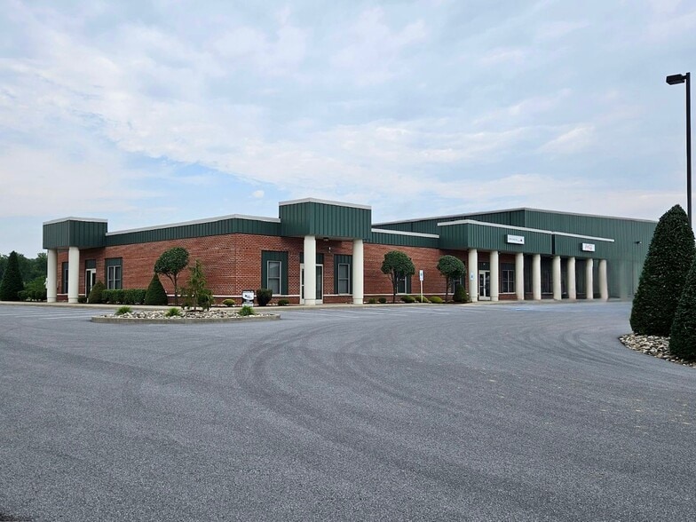51 Developac Rd, Dubois, PA à louer - Photo du bâtiment - Image 1 de 12