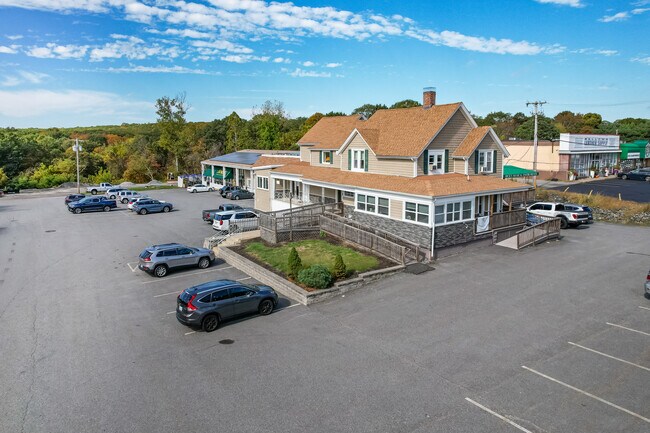 More details for 2320-2352 Mendon Rd, Cumberland, RI - Retail for Sale