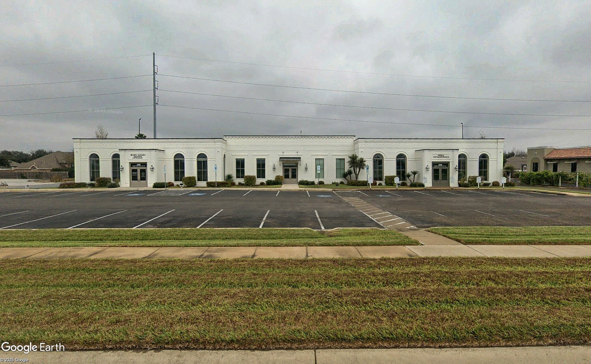 3220 Buddy Owens Ave, McAllen, TX à louer Photo du bâtiment- Image 1 de 7