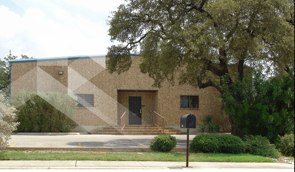 15315 Capital Port Dr, San Antonio, TX for lease - Primary Photo - Image 1 of 10