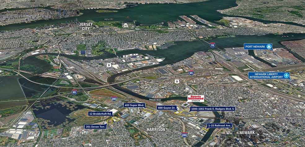 Large-Scale Development Portfolio portfolio of 6 properties for sale on LoopNet.ca - Aerial - Image 2 of 7