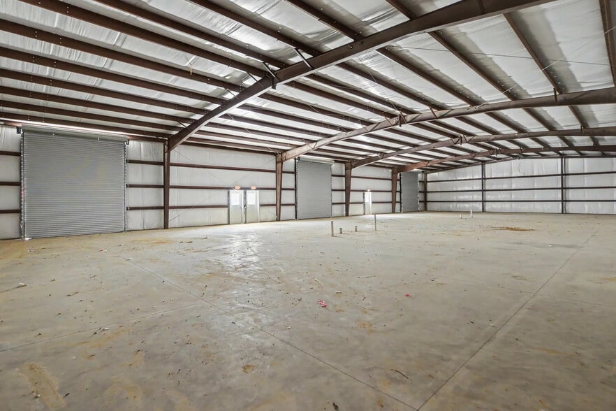 8655 Tucker Rd, Ocean Springs, MS for lease - Interior Photo - Image 2 of 9