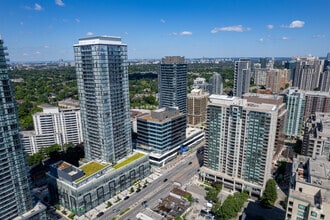 5250 Yonge St, Toronto, ON - AERIAL  map view