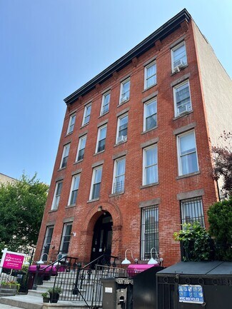 Plus de détails pour 293 Grand Ave, Brooklyn, NY - Multi-résidentiel à vendre