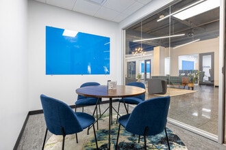 790 N Milwaukee St, Milwaukee, WI for lease Interior Photo- Image 2 of 8