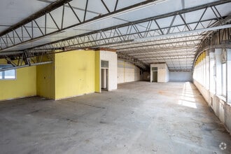 7-11 Knapps Ln, Bristol à louer Photo intérieure- Image 2 de 5