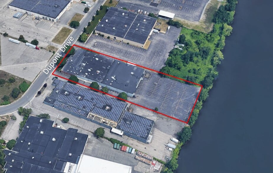 195 Dupont Dr, Providence, RI à louer - Photo du bâtiment - Image 2 de 8