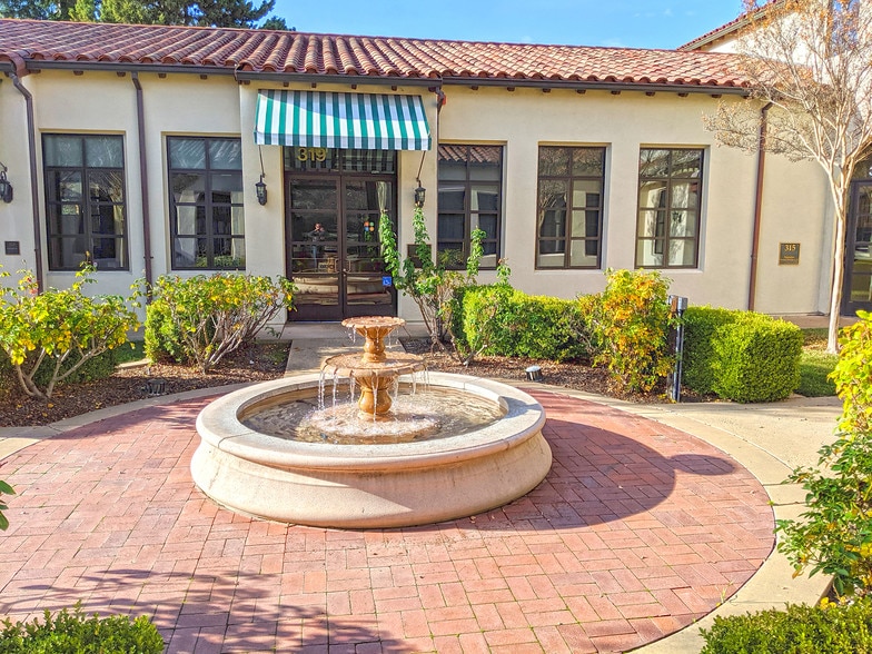 301-325 Ray St, Pleasanton, CA à vendre - Photo du bâtiment - Image 3 de 6