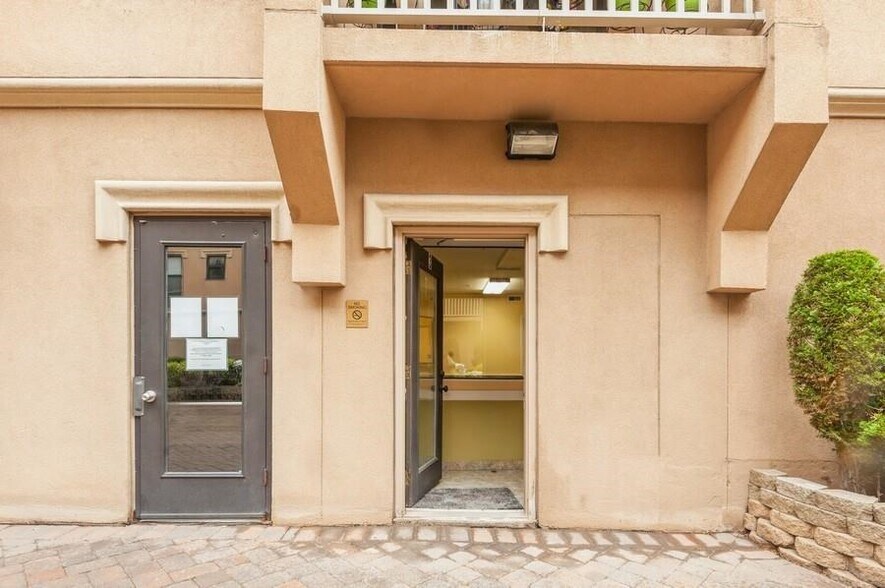 8915 Bergenwood Ave, North Bergen, NJ à vendre - Photo du bâtiment - Image 2 de 14