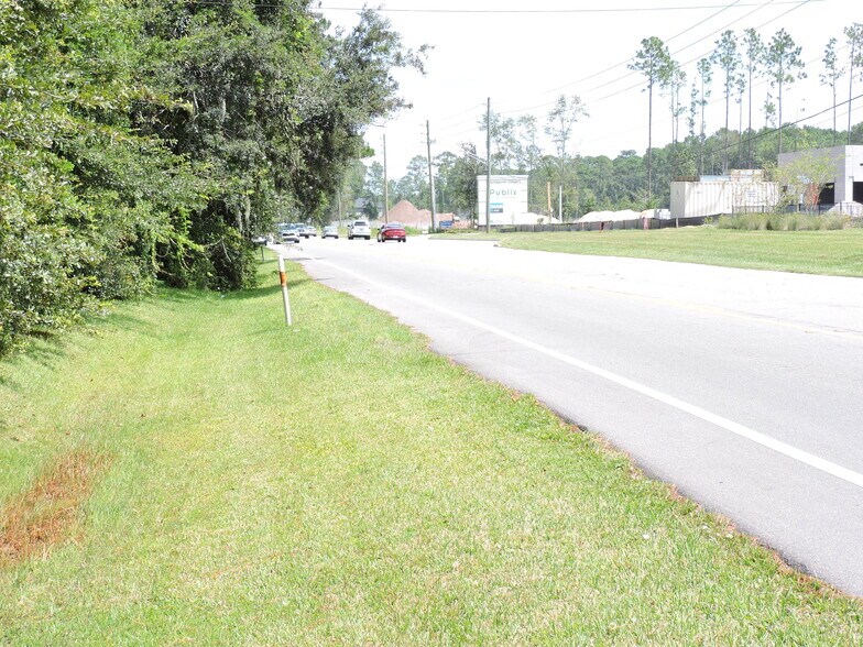 12520 Yellow Bluff Rd, Jacksonville, FL à vendre - Photo du bâtiment - Image 2 de 28