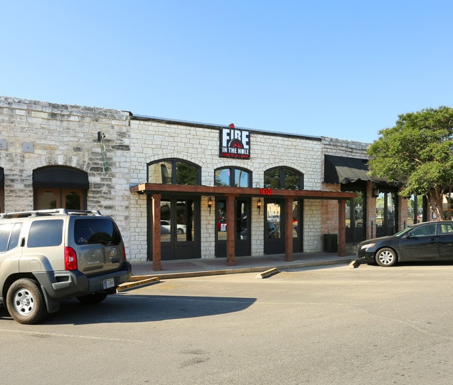 Plus de détails pour 103 E Main Ave, Round Rock, TX - Commerce de détail à louer