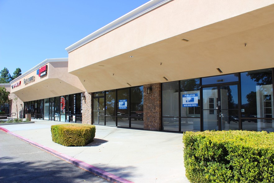 2410-2837 Cochran St, Simi Valley, CA à louer - Photo du bâtiment - Image 3 de 7