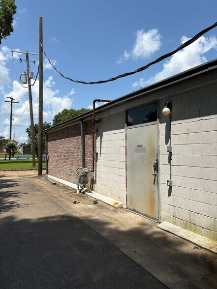 197 S Main St, Tyronza, AR à vendre - Photo du bâtiment - Image 2 de 5