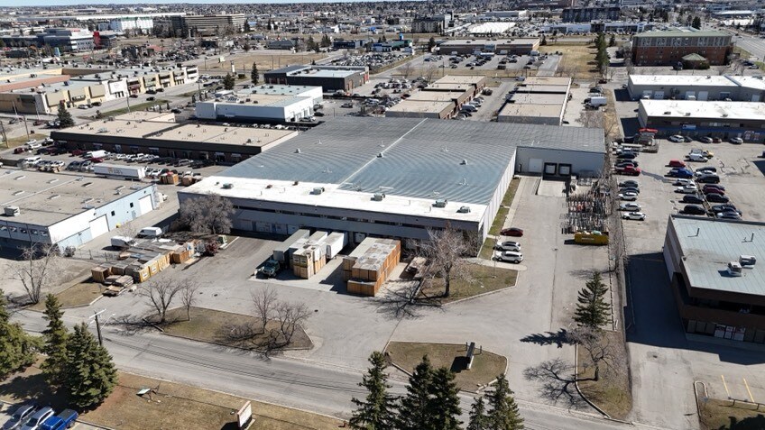 2916 21st St NE, Calgary, AB for sale Building Photo- Image 1 of 1