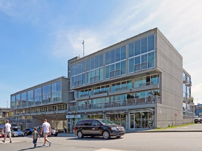 More details for 1540 W 2nd Ave, Vancouver, BC - Multifamily for Sale