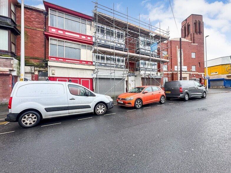 23-25 Chapel St, Blackpool à vendre - Photo principale - Image 1 de 2