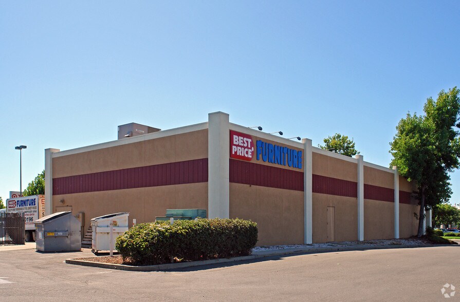 1177 Butte House Rd, Yuba City, CA à louer - Photo du bâtiment - Image 2 de 4