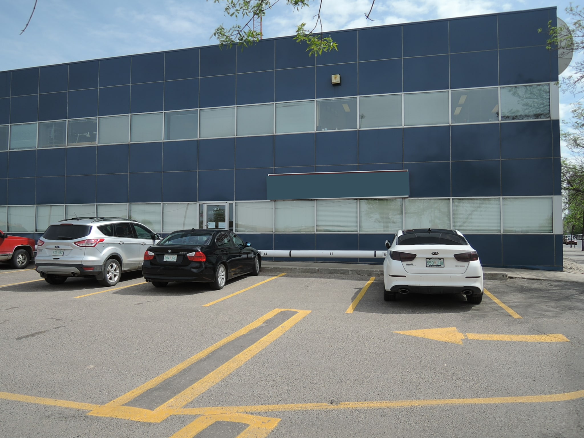 2401 Saskatchewan Dr, Regina, SK for lease Building Photo- Image 1 of 2