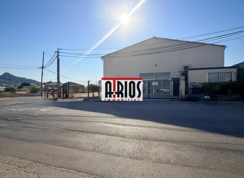 Industrial in Hyères for lease - Building Photo - Image 1 of 9