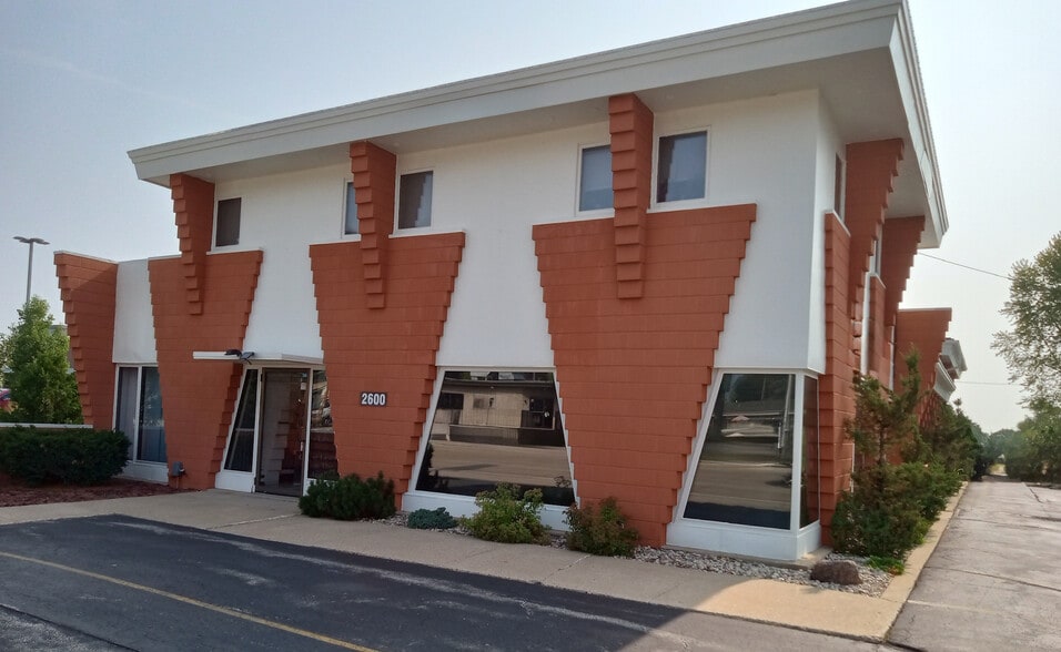 2600 N Richmond St, Appleton, WI for lease - Primary Photo - Image 1 of 25
