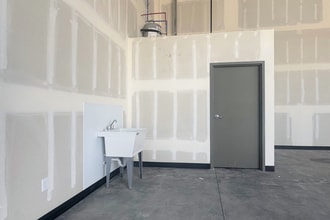 955 14730 S, Bluffdale, UT for lease Interior Photo- Image 1 of 3