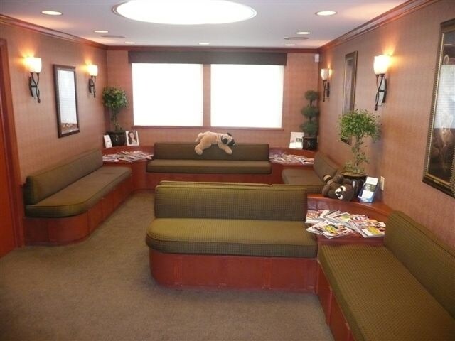 475 White Plains Rd, Eastchester, NY à vendre - Photo du bâtiment - Image 3 de 8