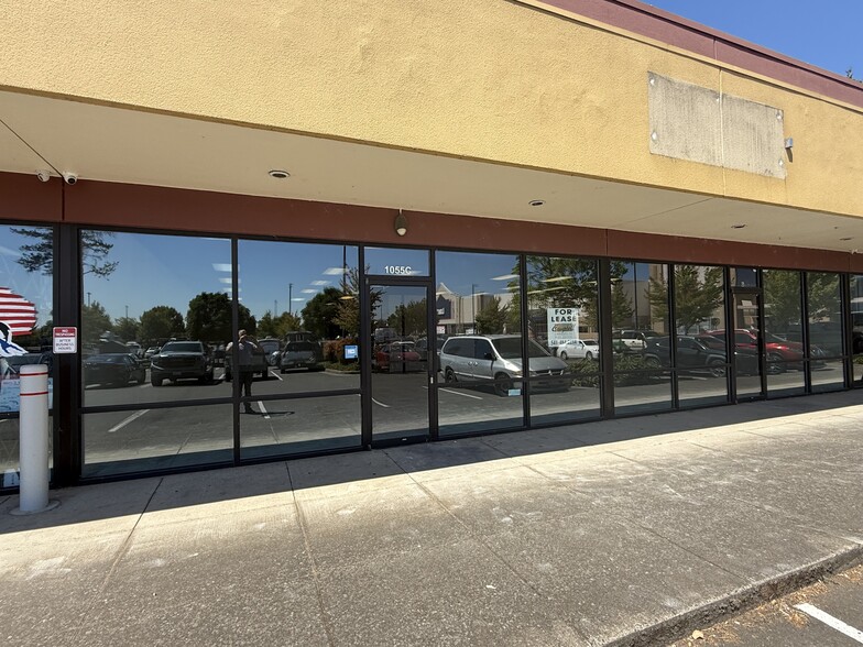 1055 Bailey Hill Rd, Eugene, OR for lease - Building Photo - Image 2 of 11
