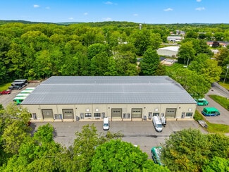 Plus de détails pour 17 Industrial Park, Centerbrook, CT - Industriel à vendre