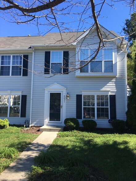 8637 Millstream Dr, Henrico, VA à vendre - Photo principale - Image 1 de 1