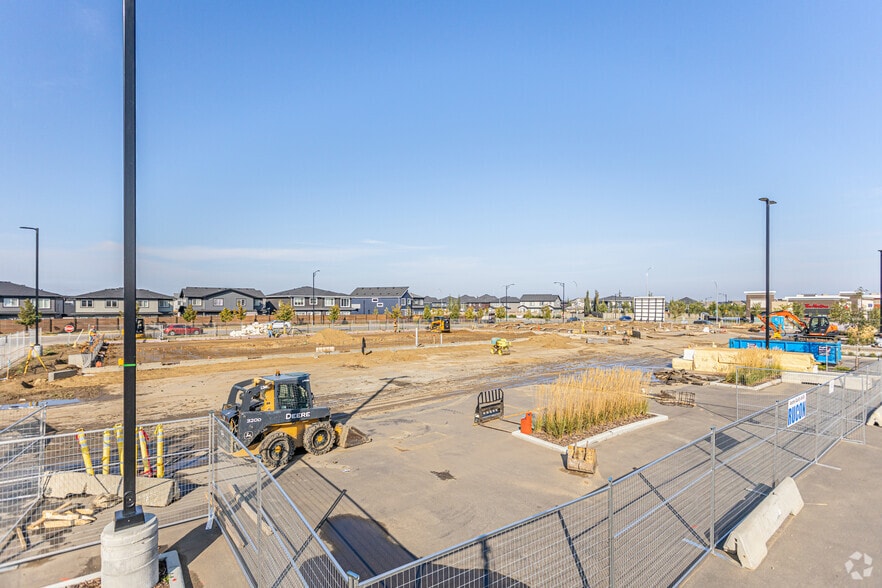 Ellerslie Rd SW, Edmonton, AB for sale - Primary Photo - Image 1 of 1