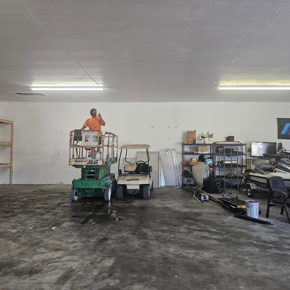 1830 Patterson Ave, Deland, FL for lease - Interior Photo - Image 3 of 5