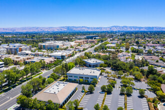 19400 Stevens Creek Blvd, Cupertino, CA - Aérien  Vue de la carte - Image1