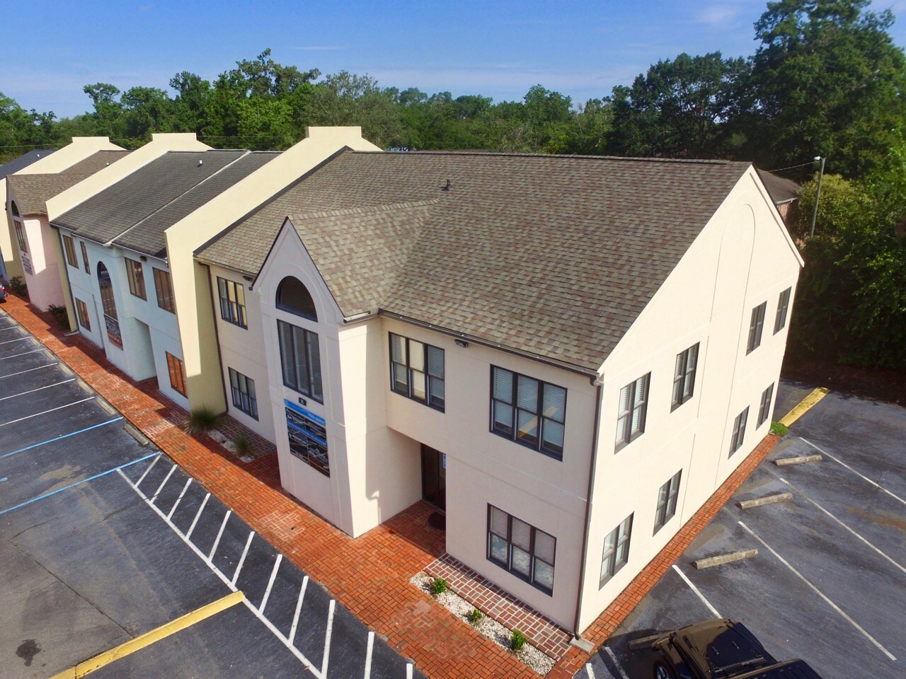 1 Carriage Ln, Charleston, SC for sale Building Photo- Image 1 of 7