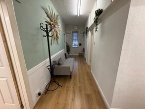 515 Mansfield Rd, Nottingham for lease Interior Photo- Image 2 of 6