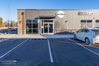 1462 NE Cushing Dr, Bend, OR à louer Photo intérieure- Image 2 de 19