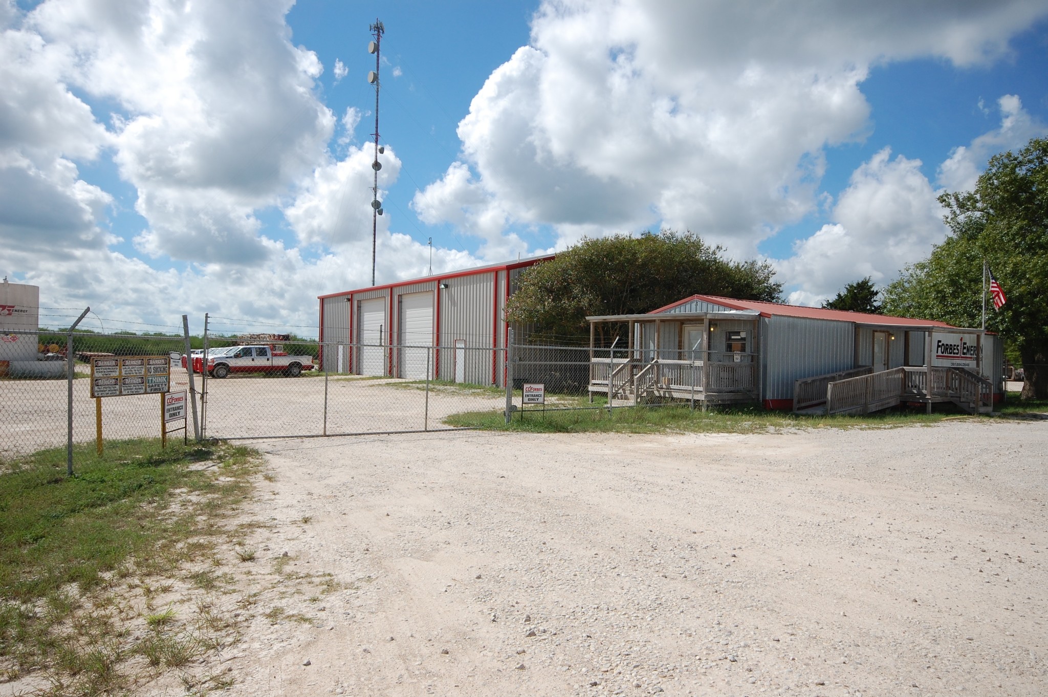 1405 W Main St, Edna, TX à vendre Photo principale- Image 1 de 1