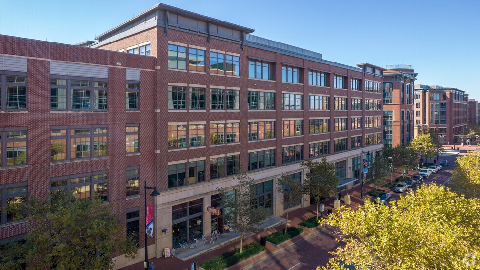 125-155 W Nationwide Blvd, Columbus, OH à louer - Photo principale - Image 1 de 9