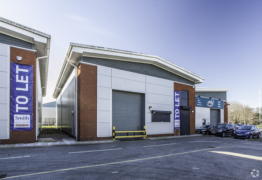 12 Bassendale Rd, Wirral for lease - Primary Photo - Image 1 of 3