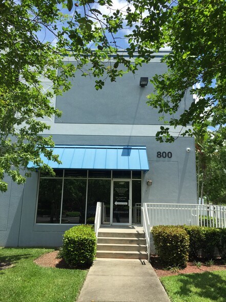 800-900 International Pky, Sunrise, FL à louer - Photo du bâtiment - Image 3 de 7